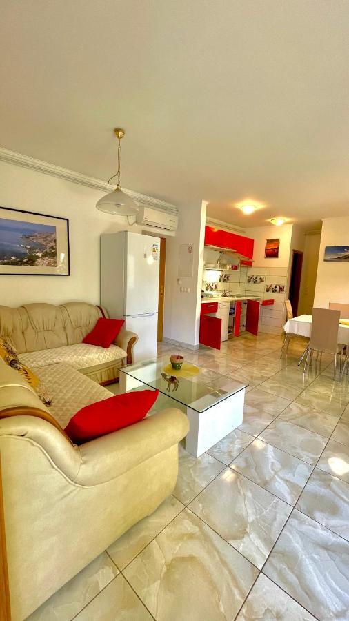 Apartments Neven Omiš Dış mekan fotoğraf