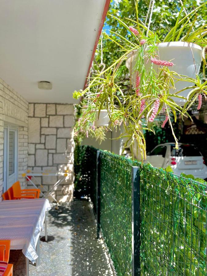 Apartments Neven Omiš Dış mekan fotoğraf
